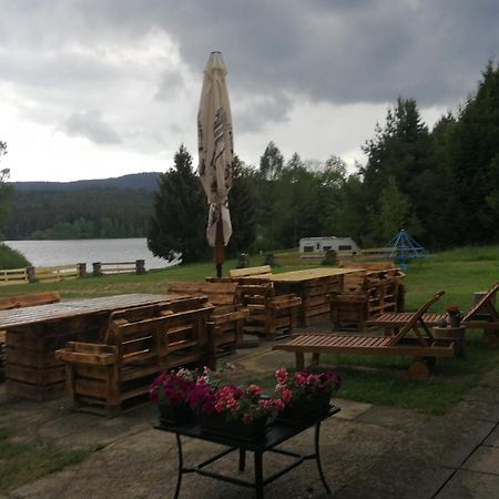 Отель Penzion Tomy Na Plazi Фримбурк Экстерьер фото